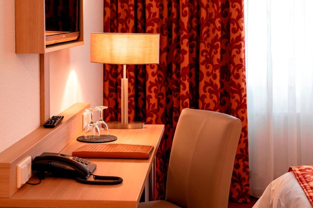 Hotel Astra Ντίσελντορφ Εξωτερικό φωτογραφία