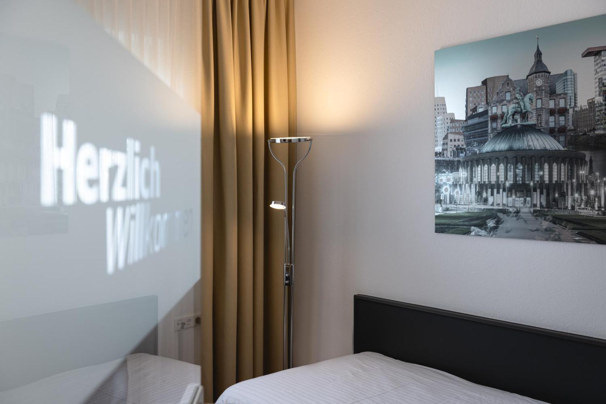 Hotel Astra Ντίσελντορφ Εξωτερικό φωτογραφία